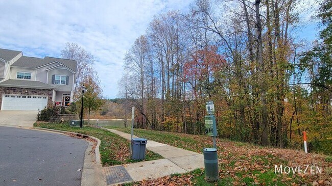 Building Photo - 213 Spring Gardens Drive