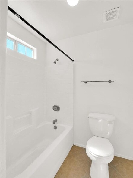 Building Photo - 13620 N 82nd Ln