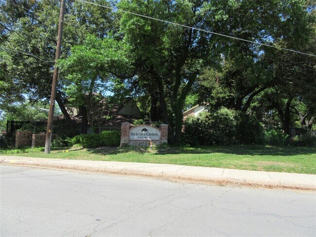 Primary Photo - 11311 Audelia Rd