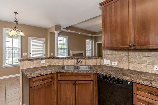 Building Photo - 9625 Helmsley Cir