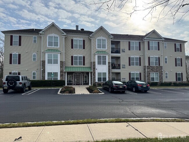 Primary Photo - 40 Azalea Dr