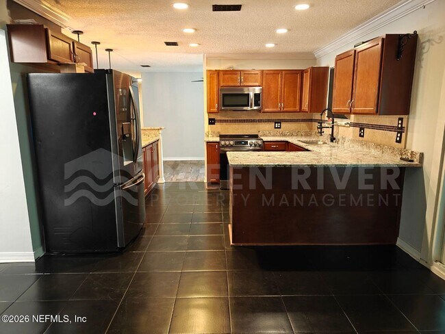 Building Photo - 1549 Sonoma Ct