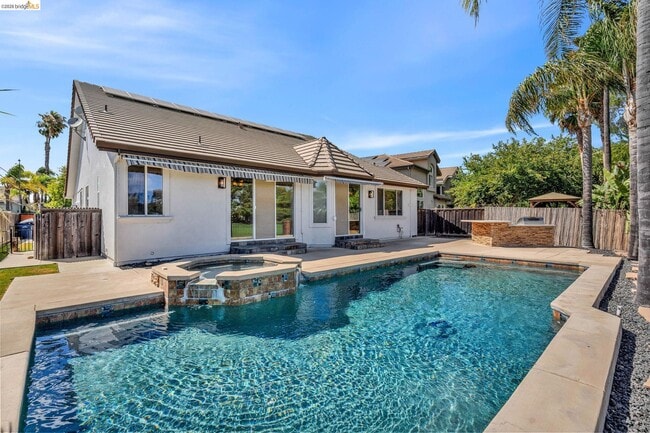 Building Photo - 2317 Wayfarer Dr