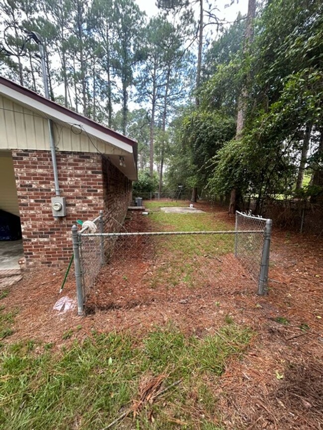 Building Photo - 306 Lanier Rd