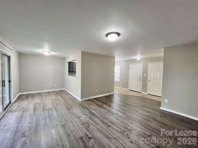 Building Photo - 2901 Iron Gate Ln