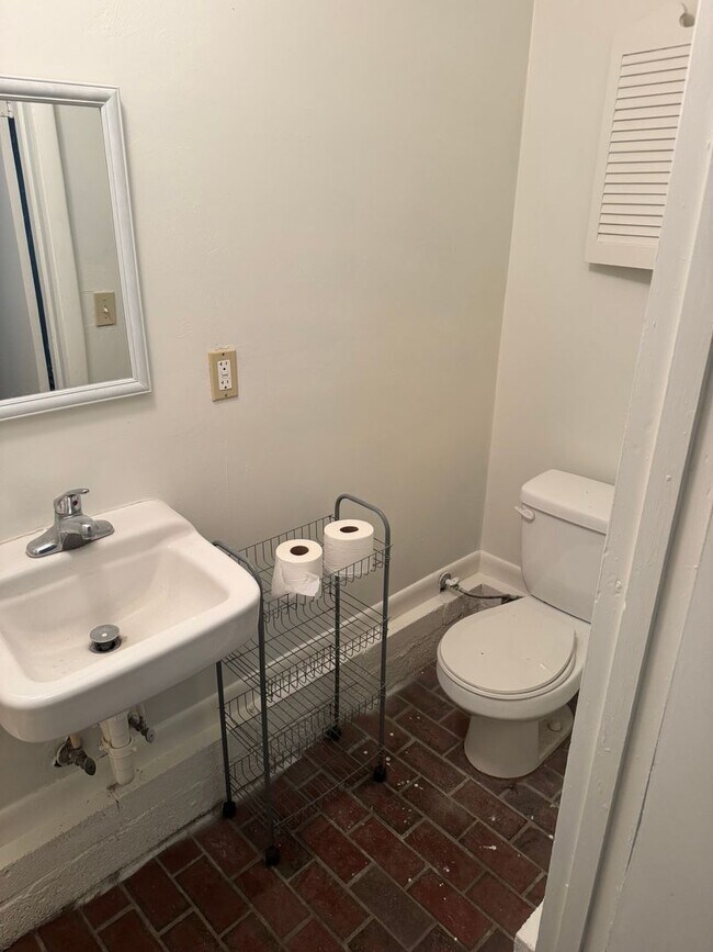 Building Photo - Four Bedroom, Two Bathroom House on Sharkey Street...Immediate Occupancy