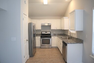 Kitchen - 1105 sorrel ct