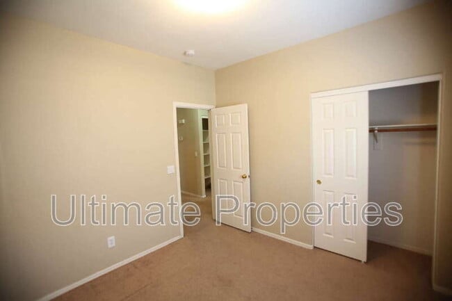 Building Photo - 12516 W Monterosa St