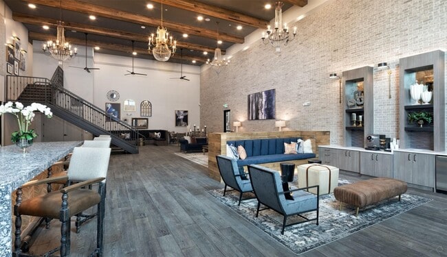 Building Photo - 3636 W Dallas St
