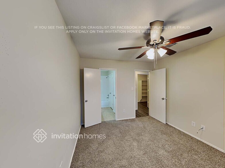 Building Photo - 9206 Rosewell Ct