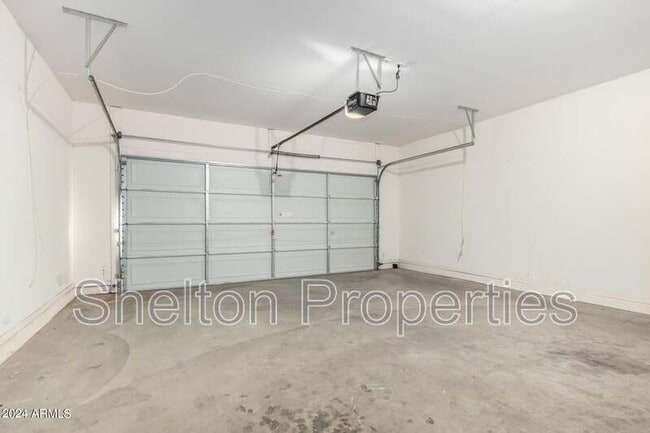 Building Photo - 17229 W Caribbean Ln