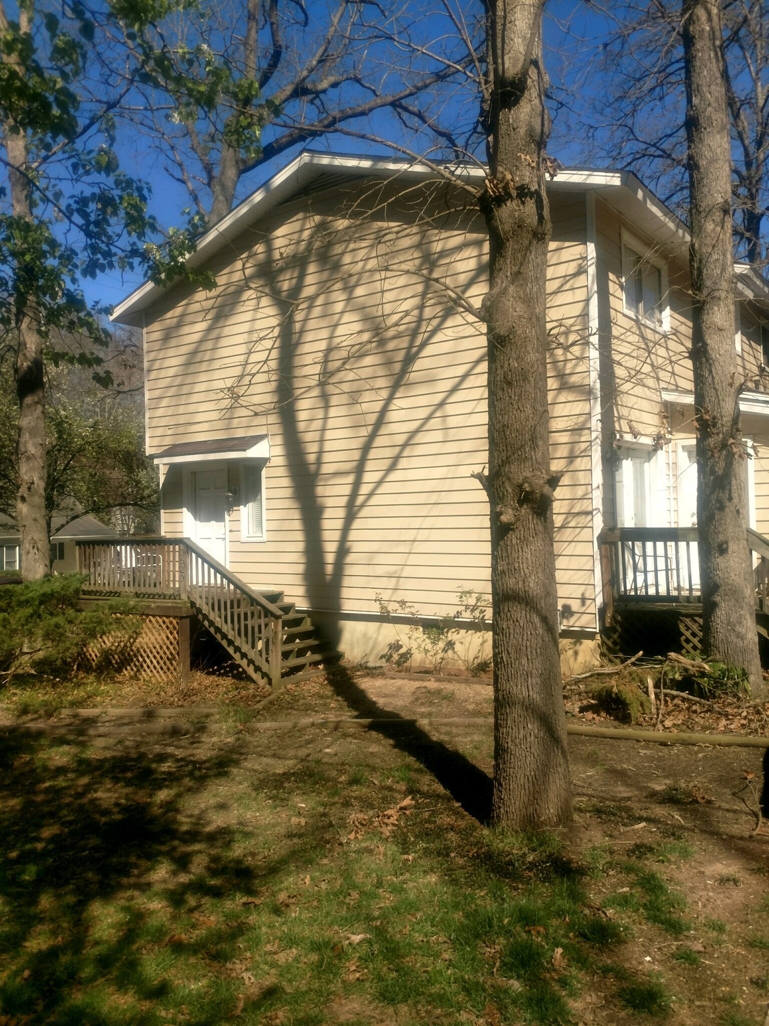 Three entrances to the unit. One for the living room, one for the kitchen and one for the mudroom. - 3620 Burt Dr