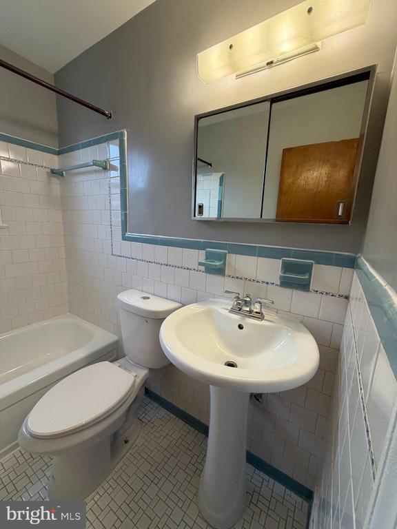 Building Photo - 4308 Alton St