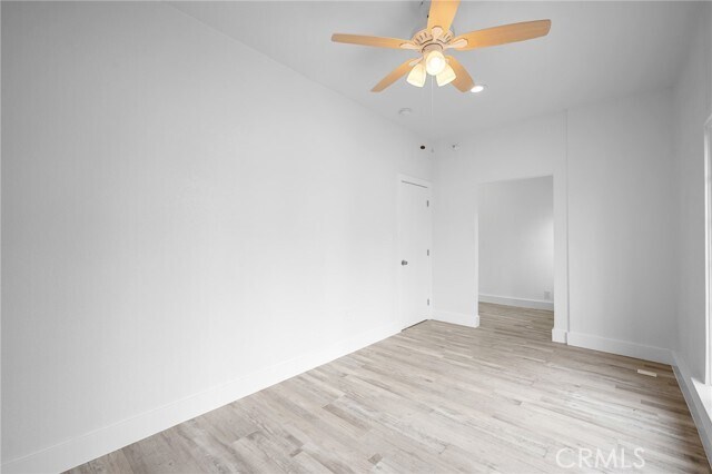 Building Photo - 228 S Kenwood St