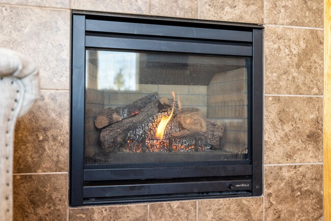 Building Photo - 51 Dakota Ln