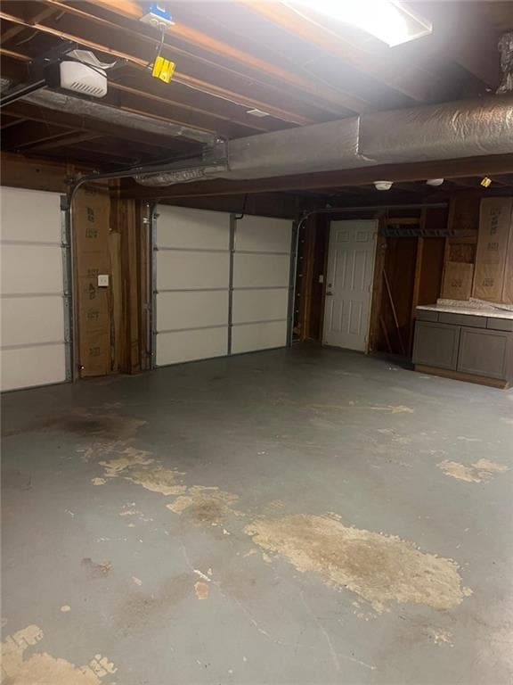 Building Photo - 3001 Northwest Ct