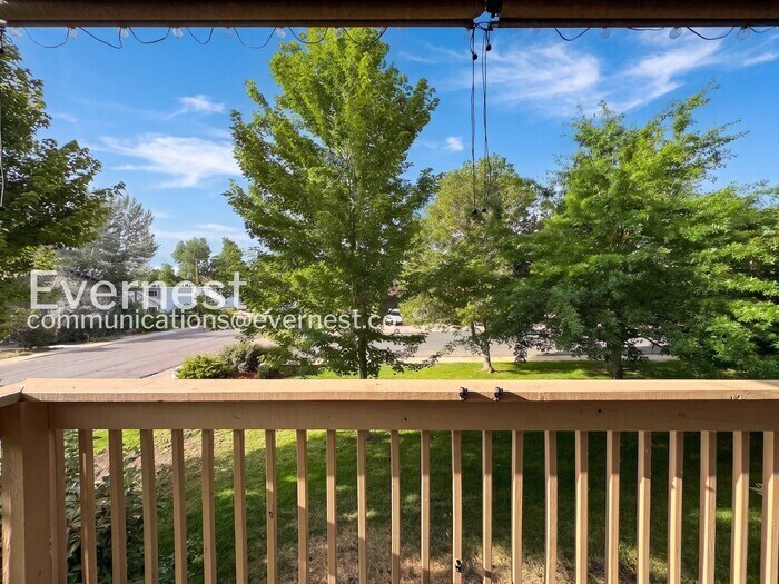 Building Photo - 1606 Cottonwood Dr