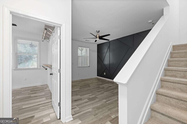 Building Photo - 4228 Laurel Creek Ct SE