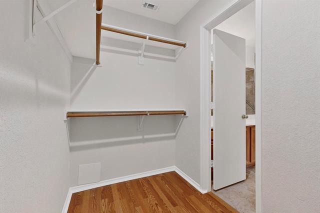 Building Photo - 721 Somerset Dr