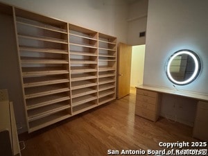 Building Photo - 1339 S Flores St