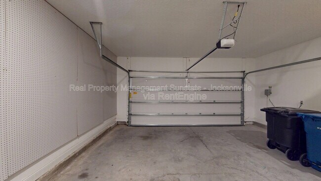 Building Photo - 150 Varner Wy