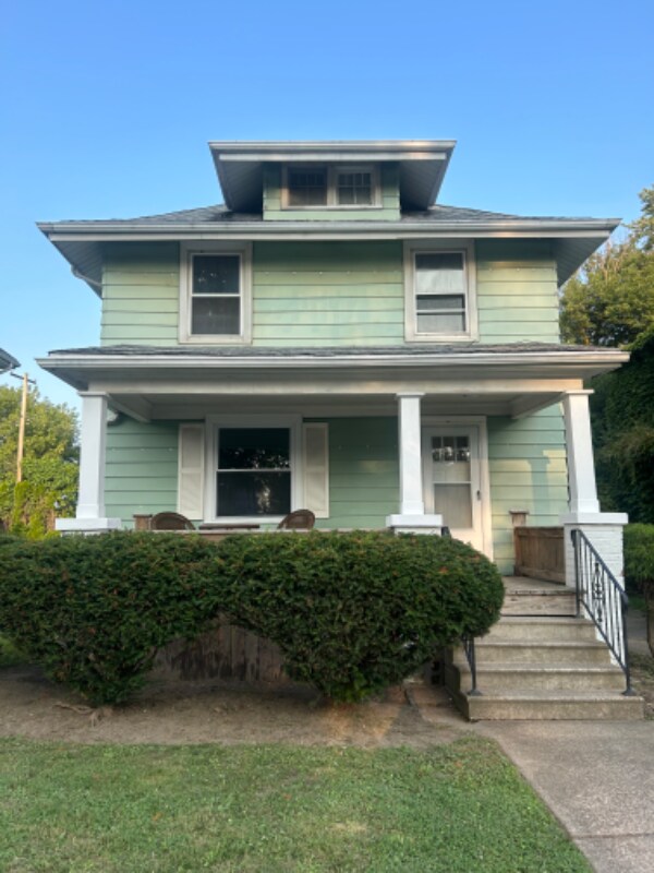 Building Photo - 135 68th St