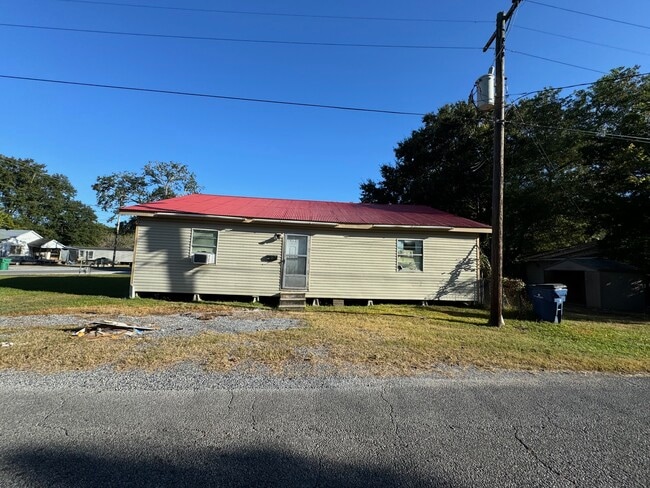 Building Photo - 1705 Fairmount Ave