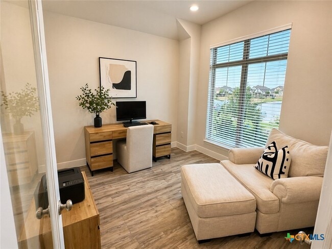 Building Photo - 1841 Windward Wy