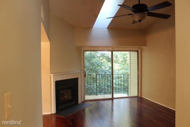 Building Photo - 2 br, 2 bath Condo - 12292 Stevenson Ct