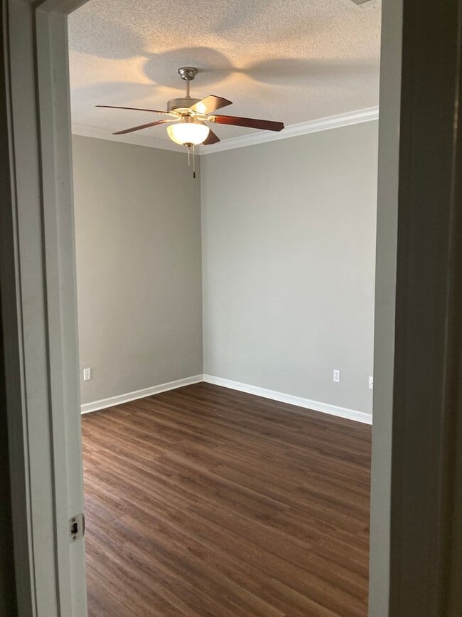 Building Photo - 138 Concord Ave