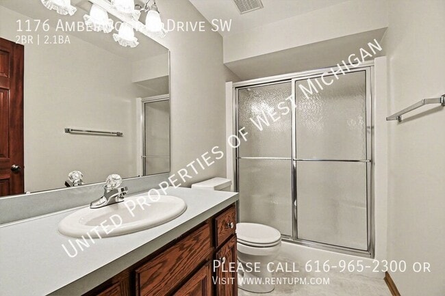 Building Photo - 1176 Amberwood W Dr SW