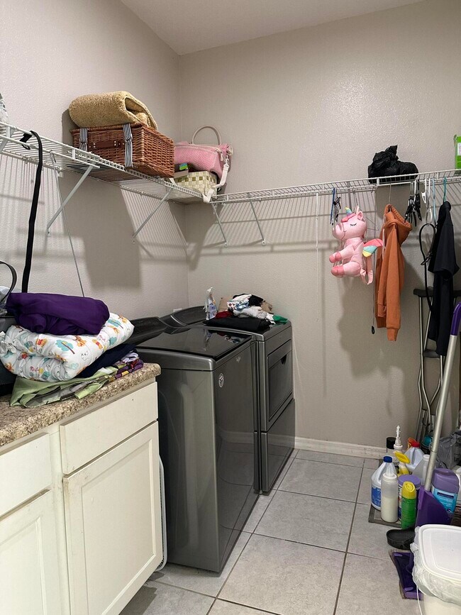 Building Photo - 314 Briarbrook Ln