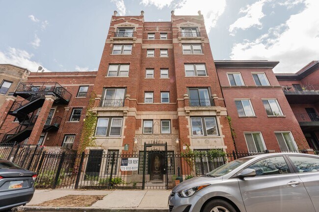 Building Photo - Sheridan Park / Uptown - 1 Bed / 1 Bath - ...