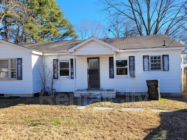 Primary Photo - 142 Longfellow Ave
