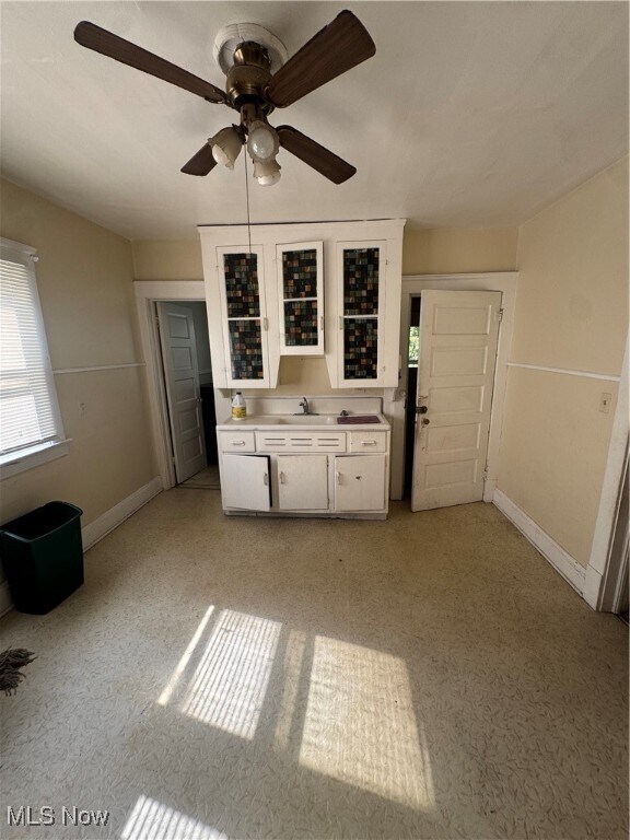 Building Photo - 3660 E 76th St