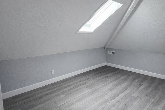 Building Photo - 2707 N College Ave