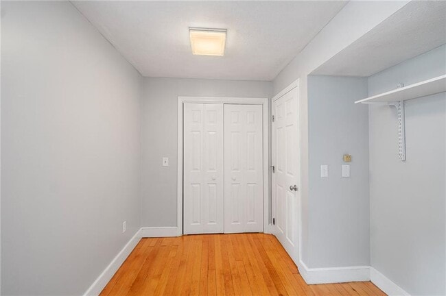 Building Photo - 71 Benefit St