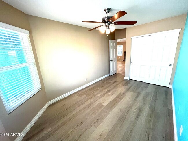 Building Photo - 34 S Rita Ln