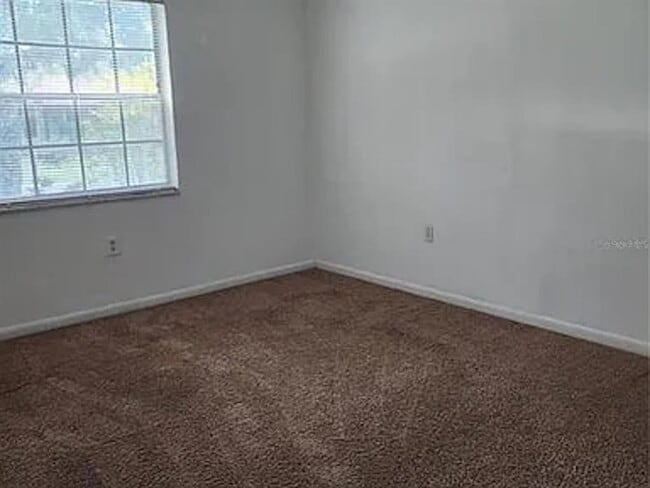 Building Photo - 420 Green Arbor Dr