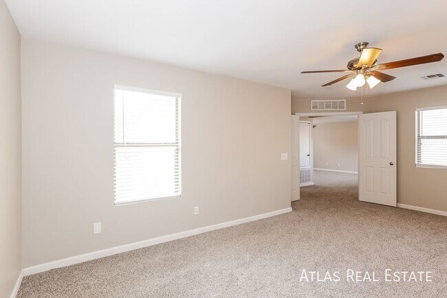 Building Photo - 11171 W Garfield St