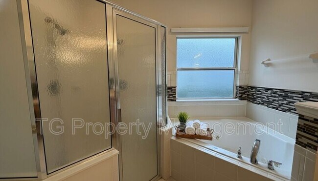 Building Photo - 5868 Brush Hollow Rd