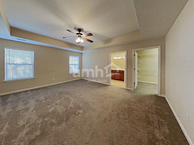 Building Photo - 2009 Slayton Dr