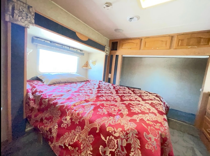 Building Photo - 181 Ada Ave