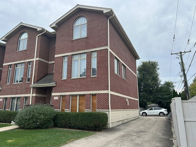 Building Photo - 9207 Gerritsen Ave