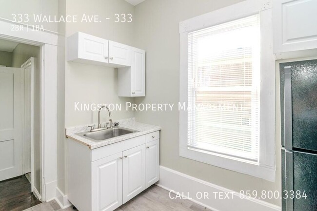 Building Photo - Spacious 2 Bedroom 1 Bathroom! 1/2 OFF SEC...