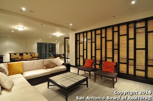 Building Photo - 17902 La Cantera Pkwy