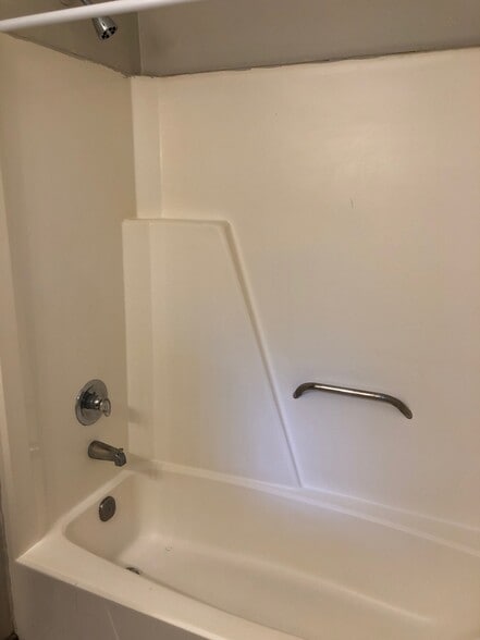 Unit A - 1356 Linda Ann Dr