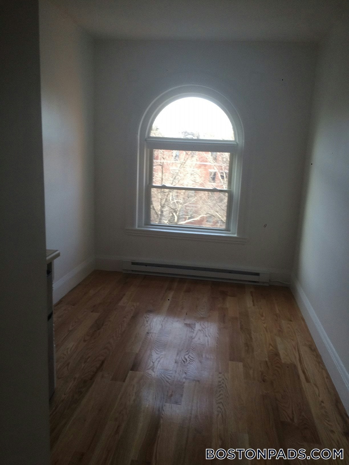 Building Photo - 1061 Beacon St