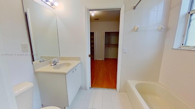 Building Photo - 11229 NW 78th Ln