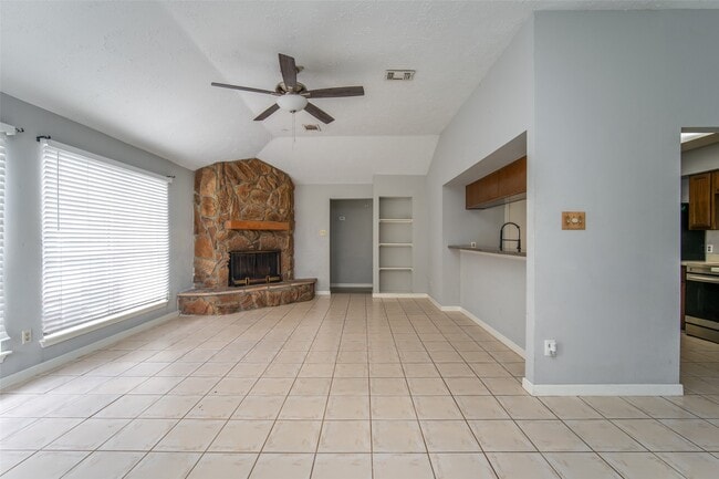 Building Photo - 8319 Wind Willow Dr